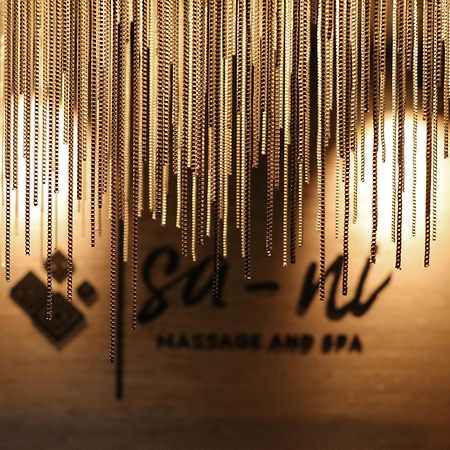 Abstract Hotel Auckland Luaran gambar